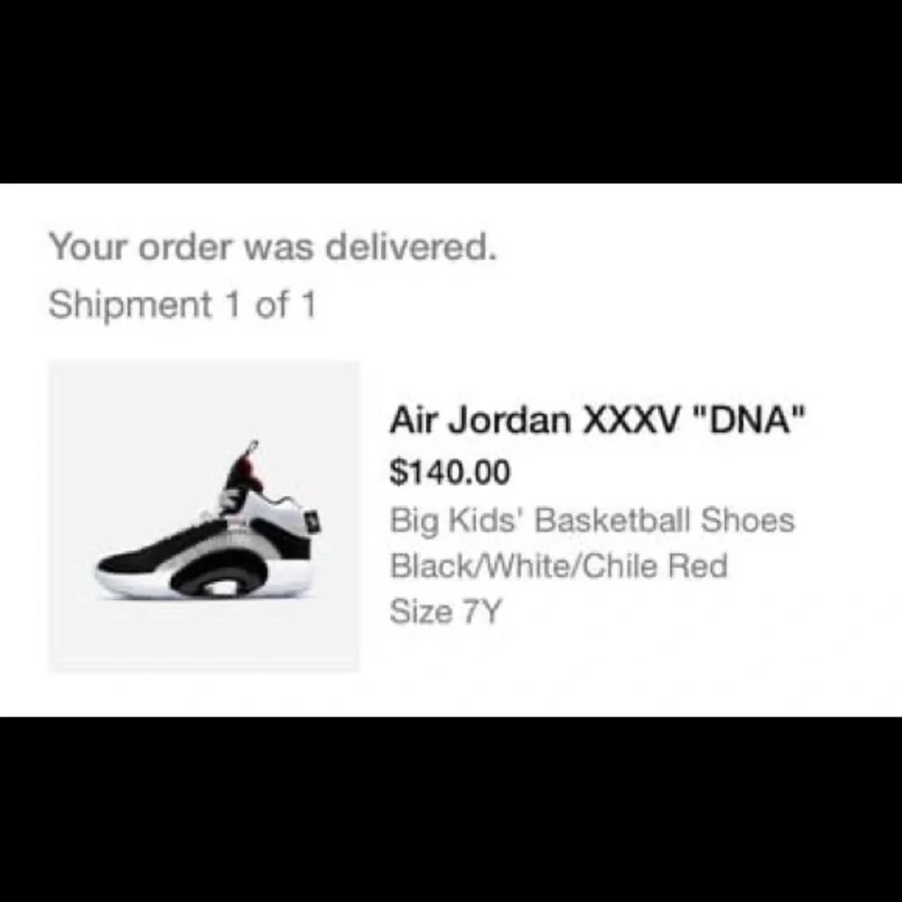 Air Jordan XXXV "DNA"
Big Kids' Basketball Shoes
Black/White/Chile Red size 7Y - Picture 2 of 3